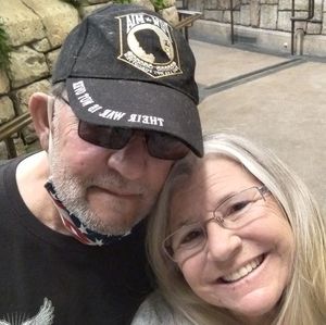 Meet your Posher, Angelaandrobert